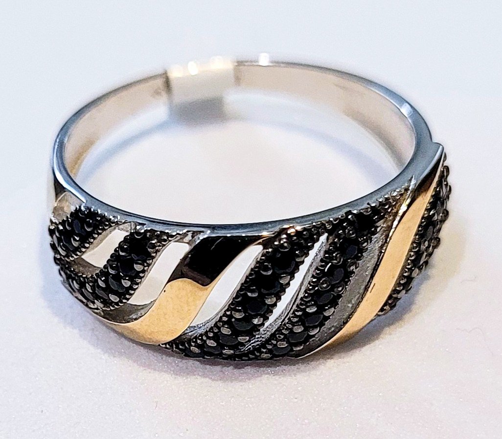 0305.10 Pierścionek Svitozar - obrazek 1