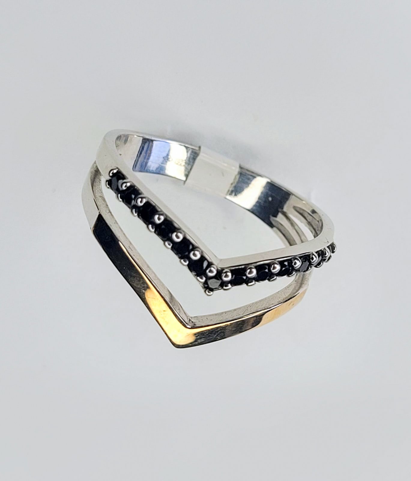 0601.10-2 Pierścionek Svitozar - obrazek 1