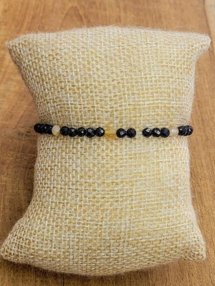 Różaniec z kamieni naturalnych