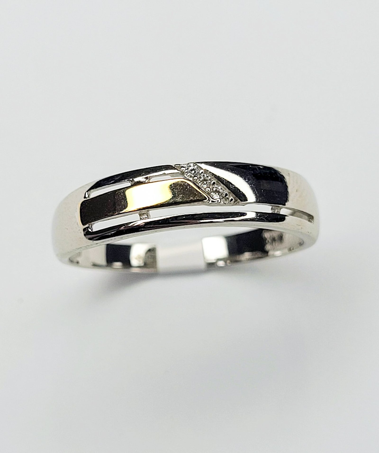 1672 Pierścionek Svitozar - obrazek 1