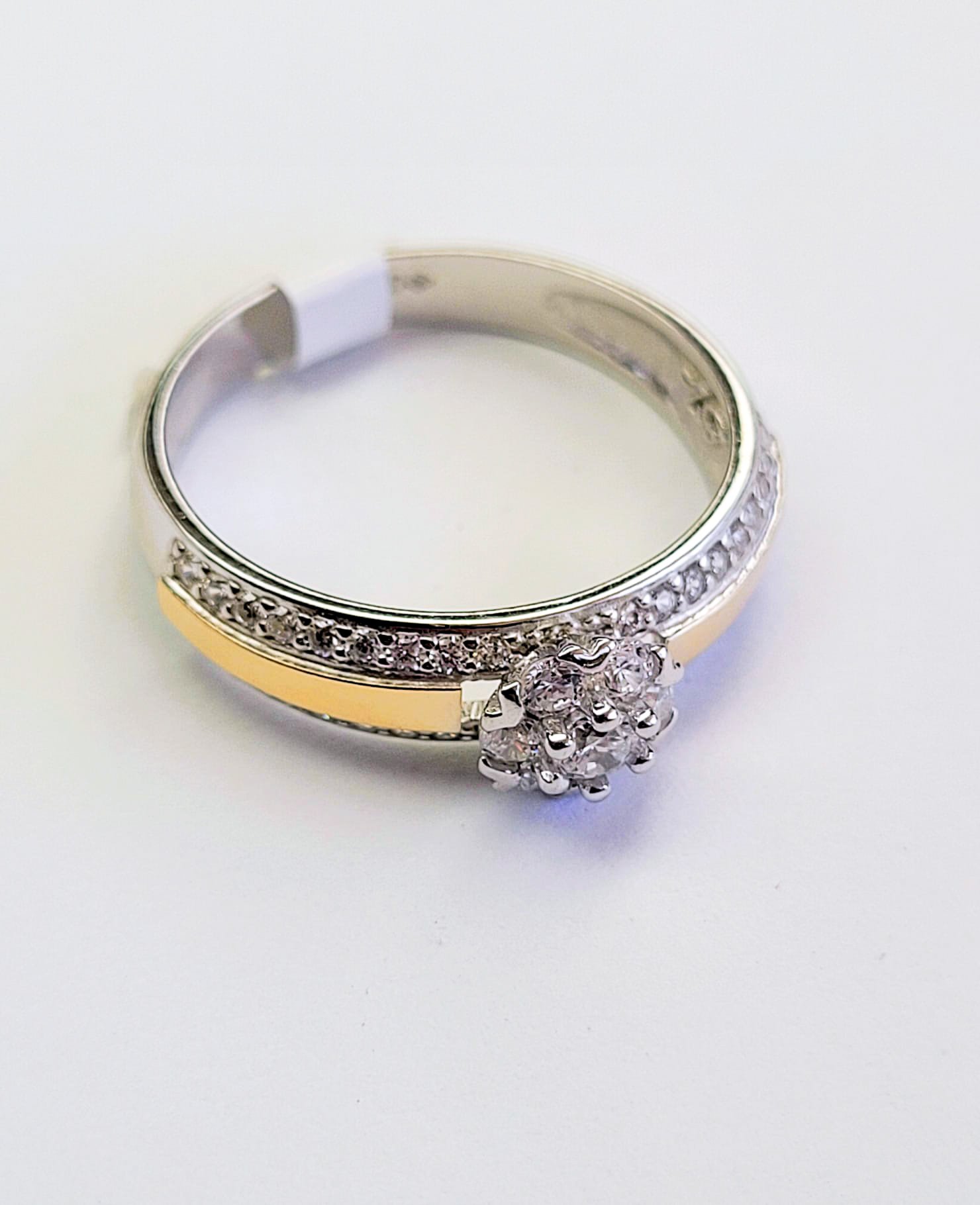 200 Pierścionek Svitozar - obrazek 1