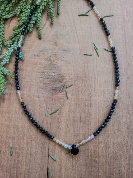 Naszyjnik z kamieni naturalnych